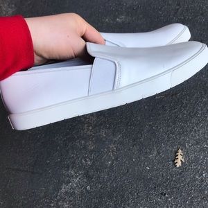 New Vince leather slip on 10